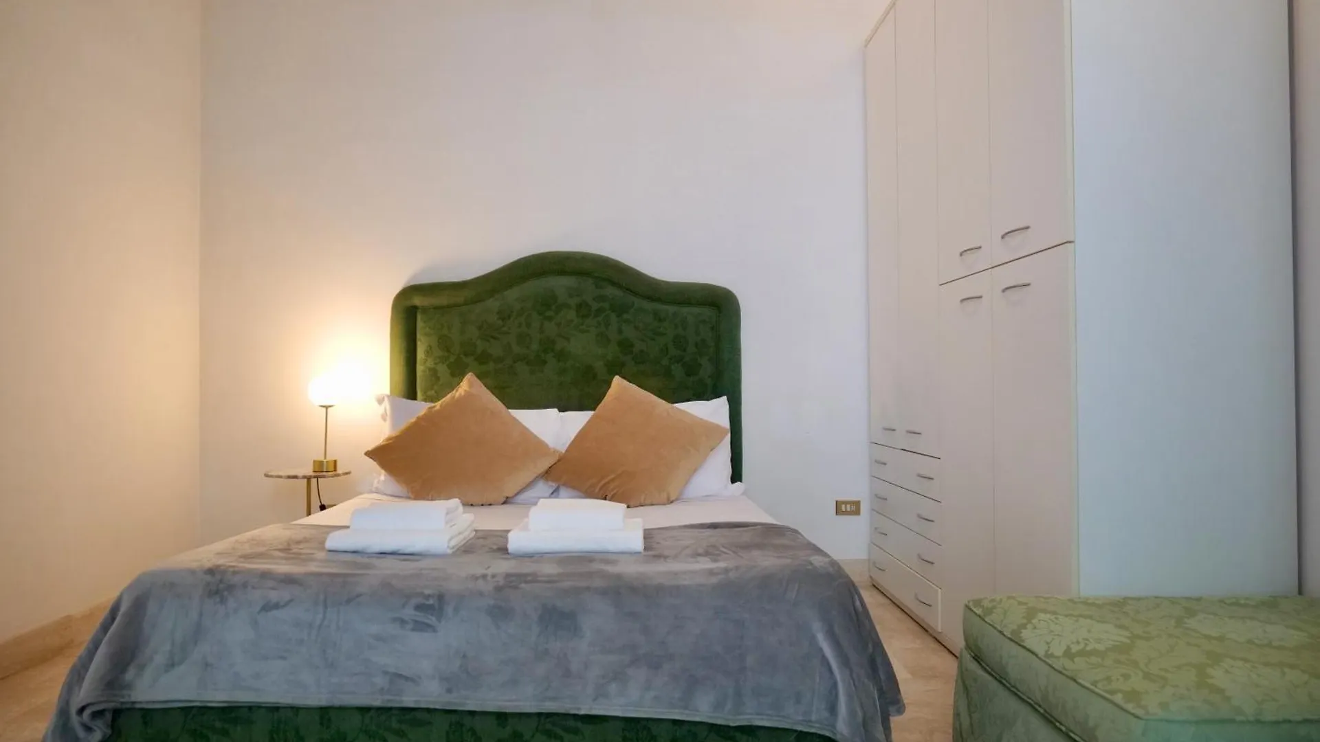 Lägenhet Fororomano Luxury Italien