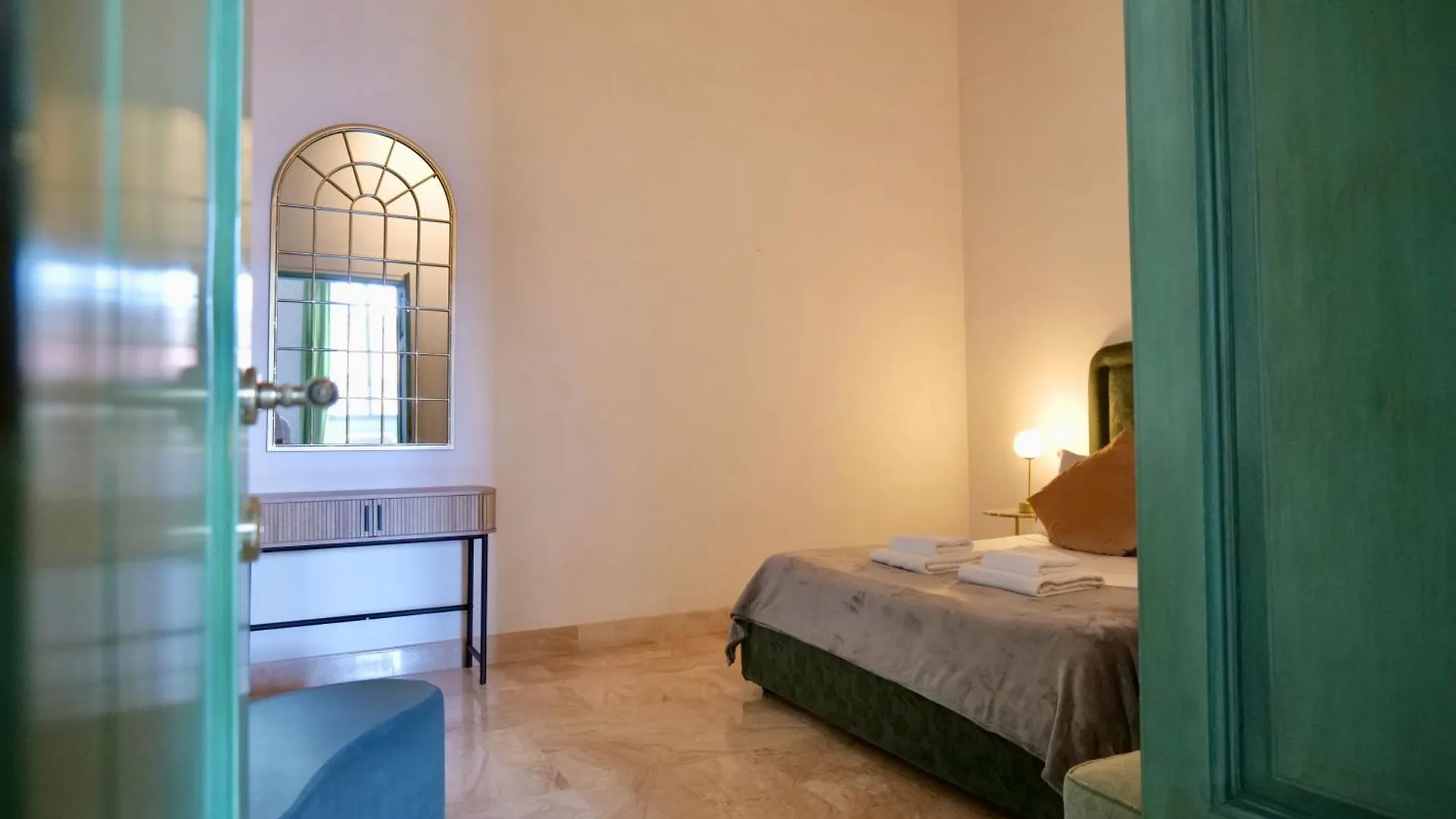 Fororomano Luxury Apartment Rome