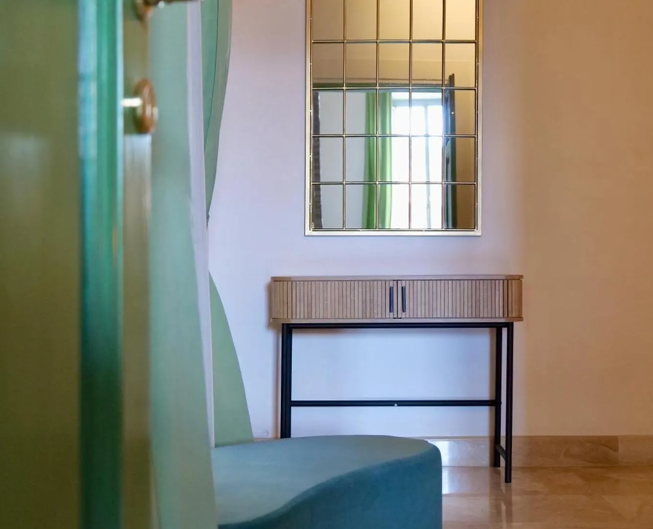 Fororomano Luxury 0*, Rome